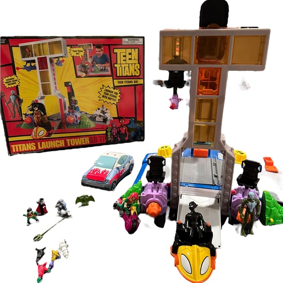 Teen Titans Launch Tower Bandai RARE Vintage 2004 + Extras  SEE LISTING! - Picture 8 of 16
